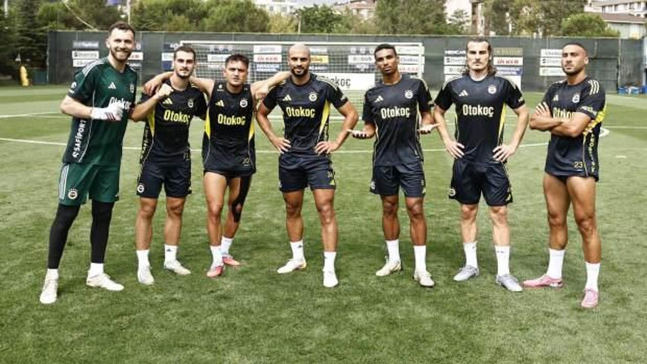 Fenerbah&ccedil;e'de bir ayrılık daha: Beklenen transfer ger&ccedil;ekleşti