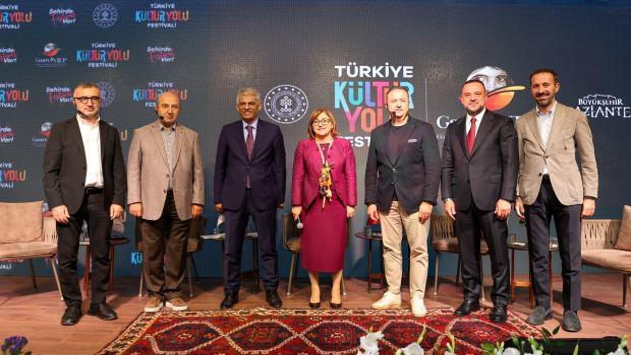 Gastronomi Festivali'nde "Gastronomi ve Hizmet İhracatı Paneli" düzenlendi 