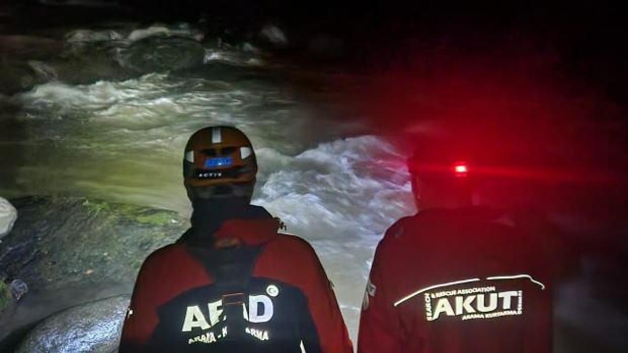 Rize'de dere yatağına yuvarlanan turist hayatını kaybetti