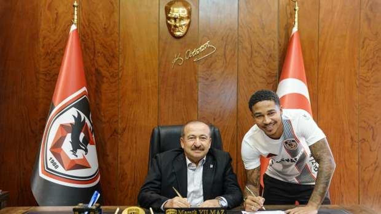 Süper Lig ekibi Belçikalı kanat oyuncusuna imza attırdı!
