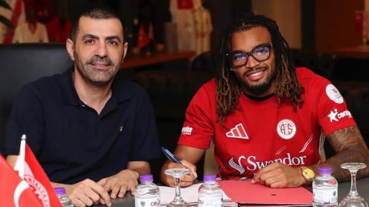 Süper Lig ekibi İsviçreli oyuncuyu renklerine bağladı