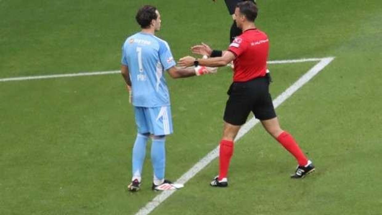 Süper Lig'de sahalarda ender görülecek hareket! Hakem yanına giderek tebrik etti