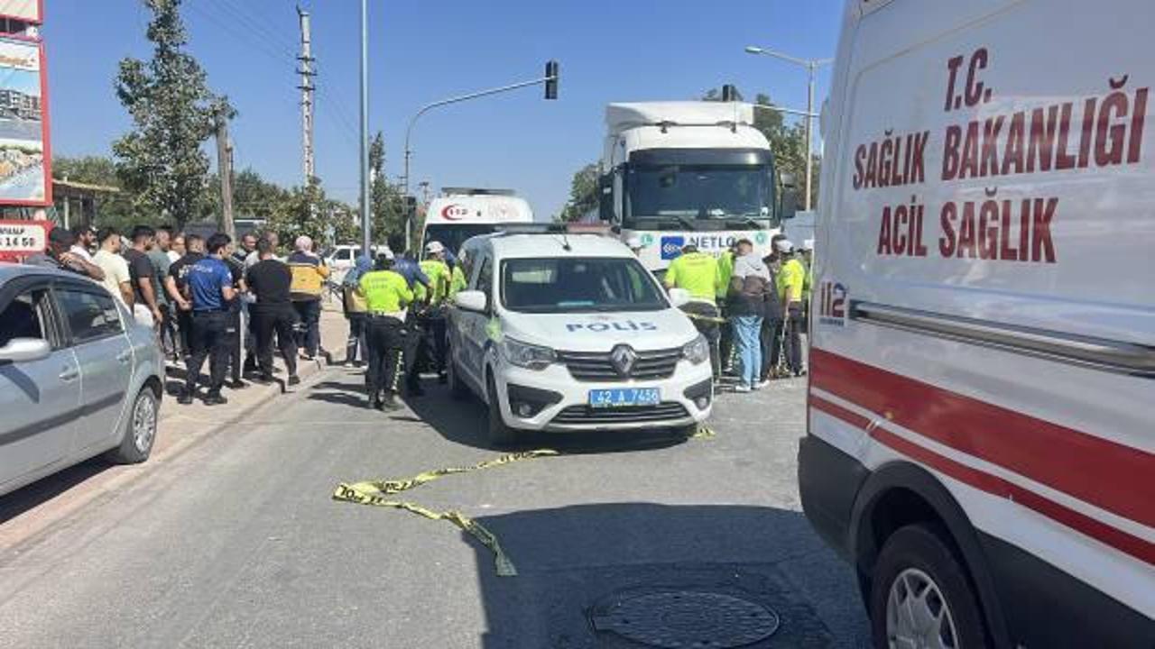 Tekerlekli sandalyedeki kızını yolun karşısına geçiriyordu: Annenin feci ölümü!