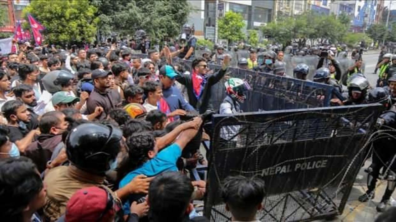 T&uuml;rkiye'den Nepal'e seyahat uyarısı