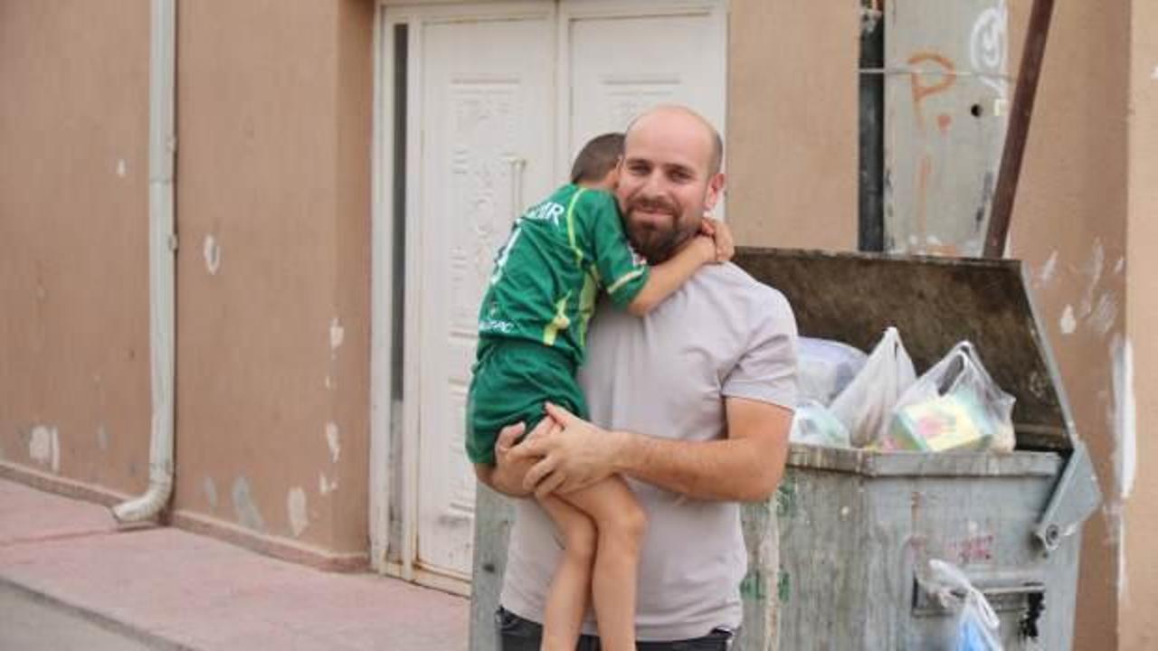 Eskişehir'de 6 yaşındaki çocuk altın dolu kutuyu sokağa attı! Bulan kadın...