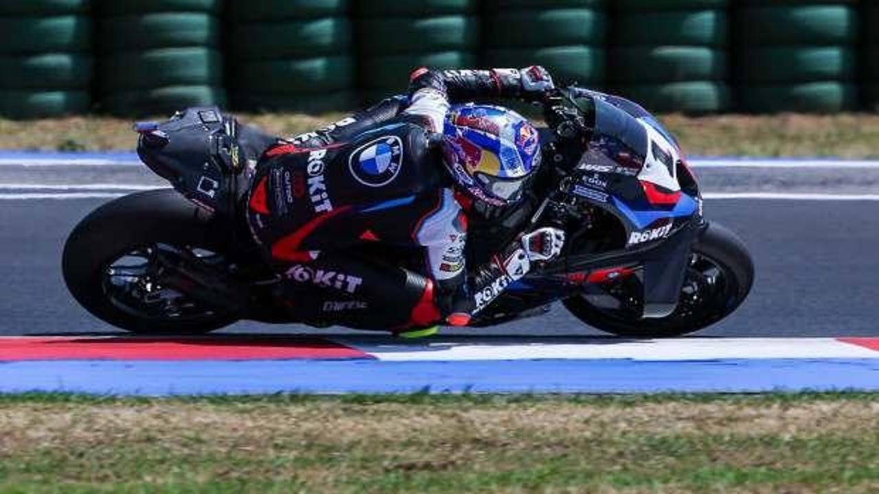 Beşiktaş'ın klibinde oynadı: 2 yıl &ouml;nce s&ouml;yledikleri yeniden g&uuml;ndem oldu