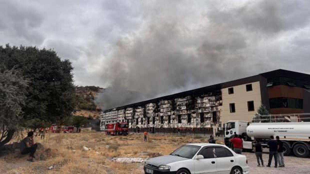 Kayseri'de mobilya fabrikasında yangın