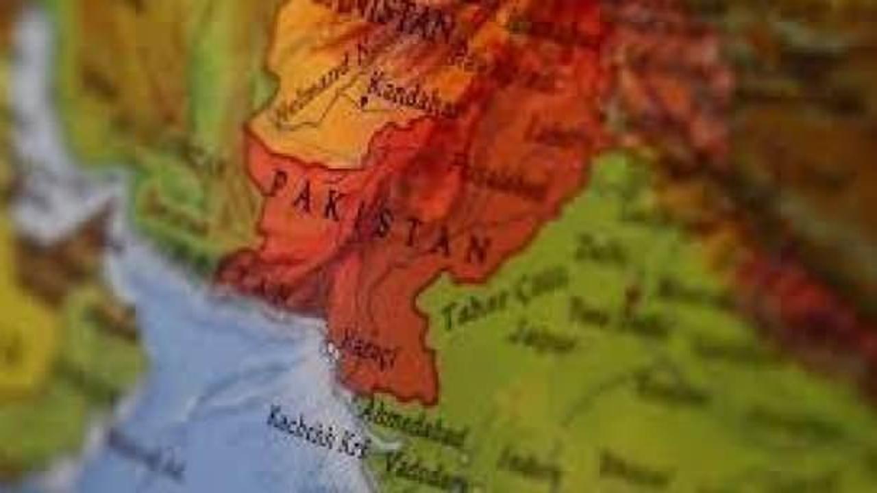 Pakistan'da patlama: 5 asker hayatını kaybetti