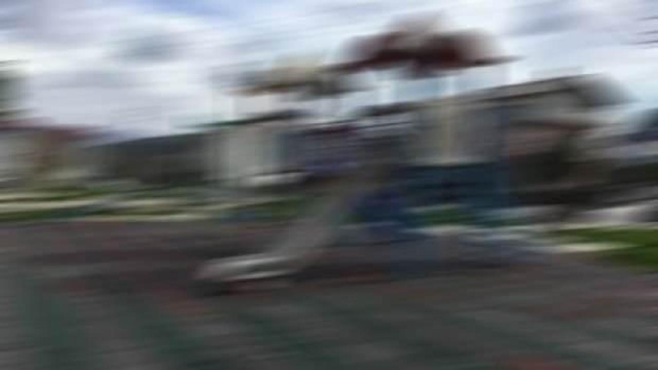 Parkta dehşet: Çocuğa yorgun mermi isabet etti!