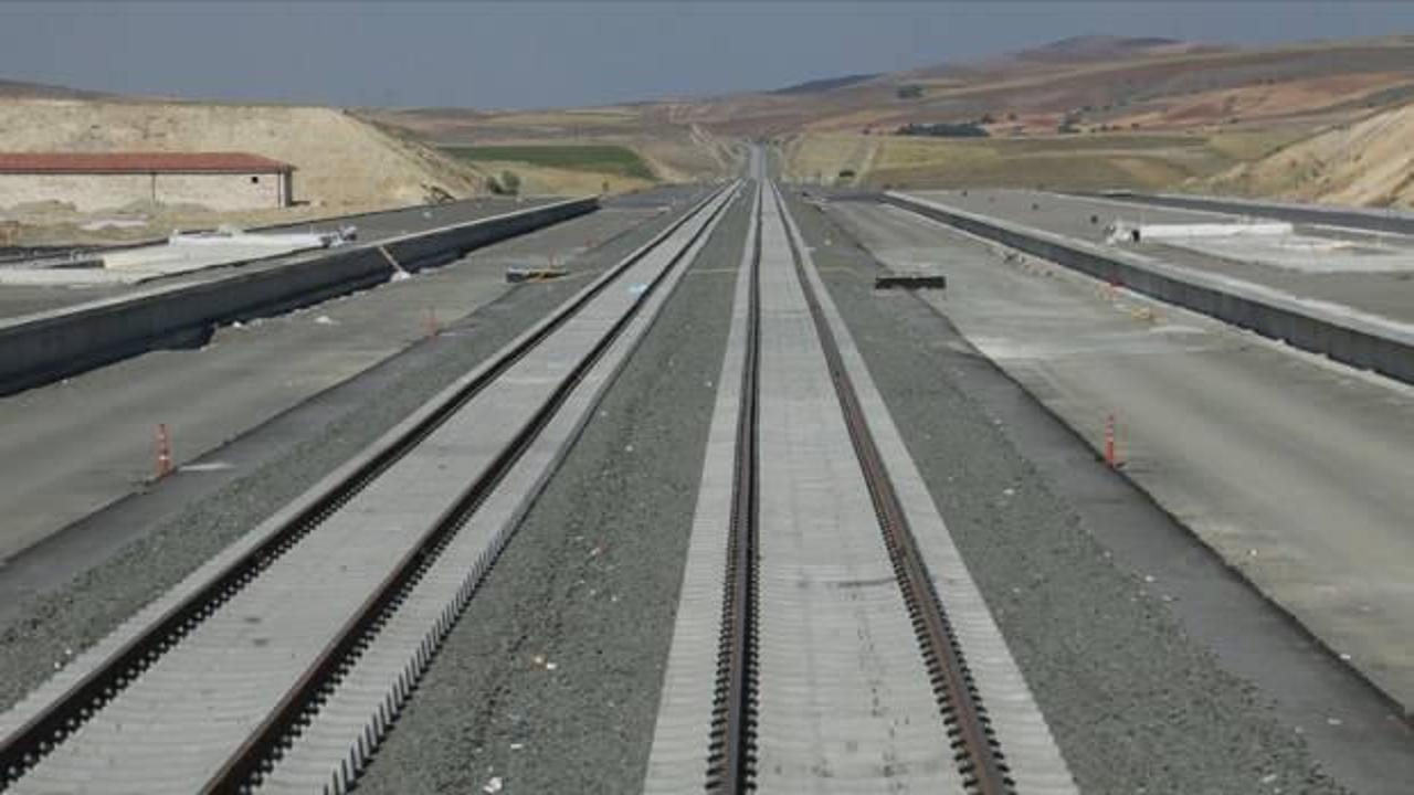 Ulaştırmada 3 yıllık yol haritası: Demir yolu, lojistik ve kent içi ulaşıma öncelik