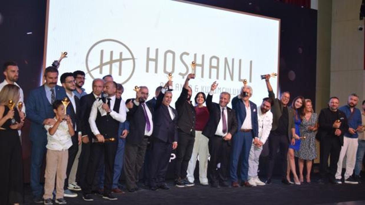 4. Hoşhanlı Altın Kayısı &Ouml;d&uuml;lleri sahiplerini buldu! Yılın haber sitesi Haber7 se&ccedil;ildi 