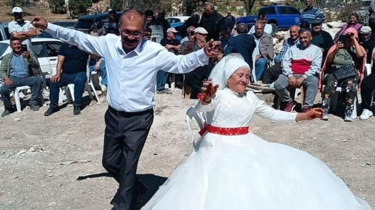 Mersin'de 40 yıl sonra 9 torunla düğün yaptılar