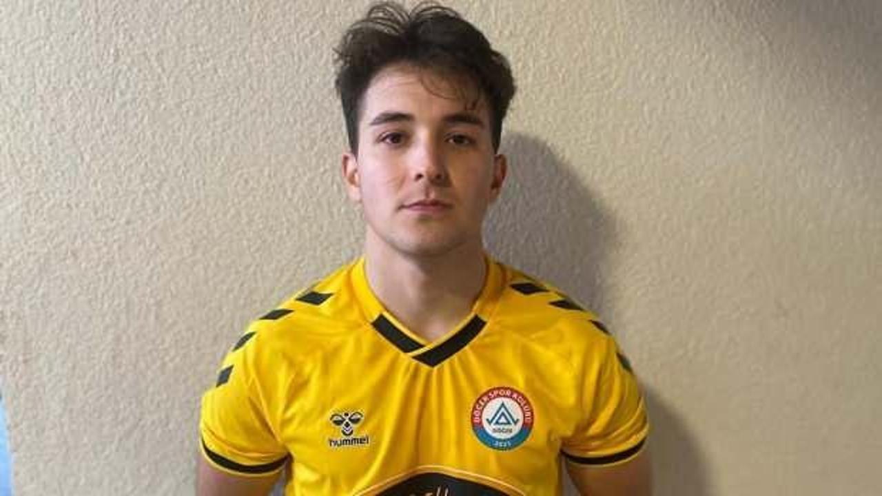 Amatörde yeni bir yıldız doğuyor: 20'lik futbolcu bir maçta 6 gol attı