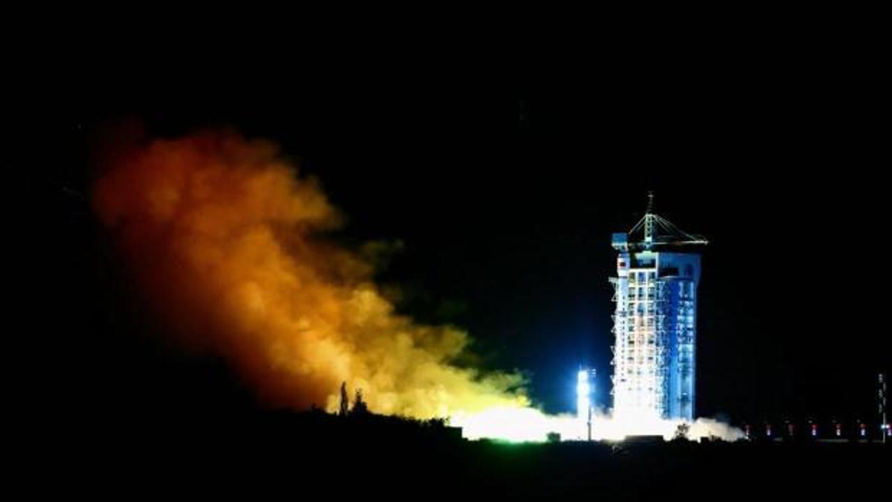 Çin'den yörüngeye yeni uydu!