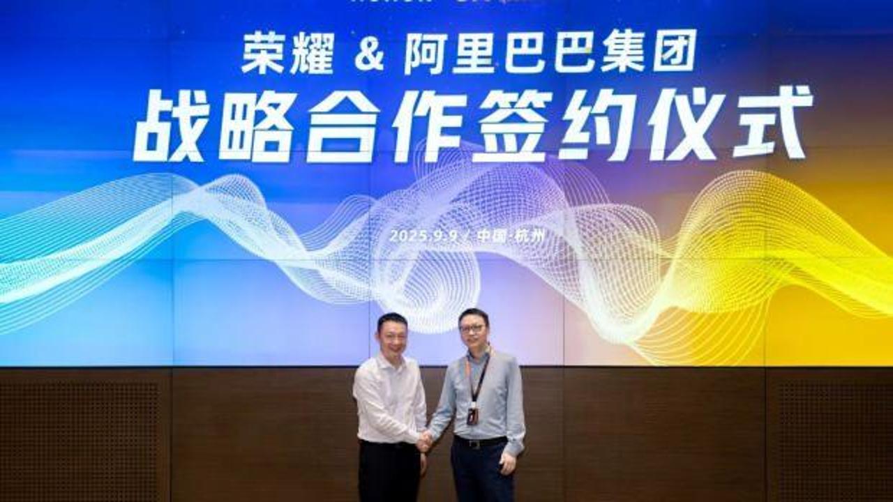 HONOR ve Alibaba, Stratejik Yapay Zekâ İş Birliğini Duyurdu!