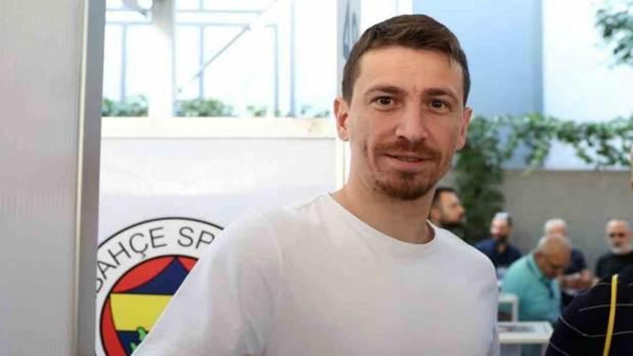 Ma&ccedil; g&uuml;n&uuml; oy kullanmıştı: Sadettin Saran'a 'Mert Hakan Yandaş' sorusu