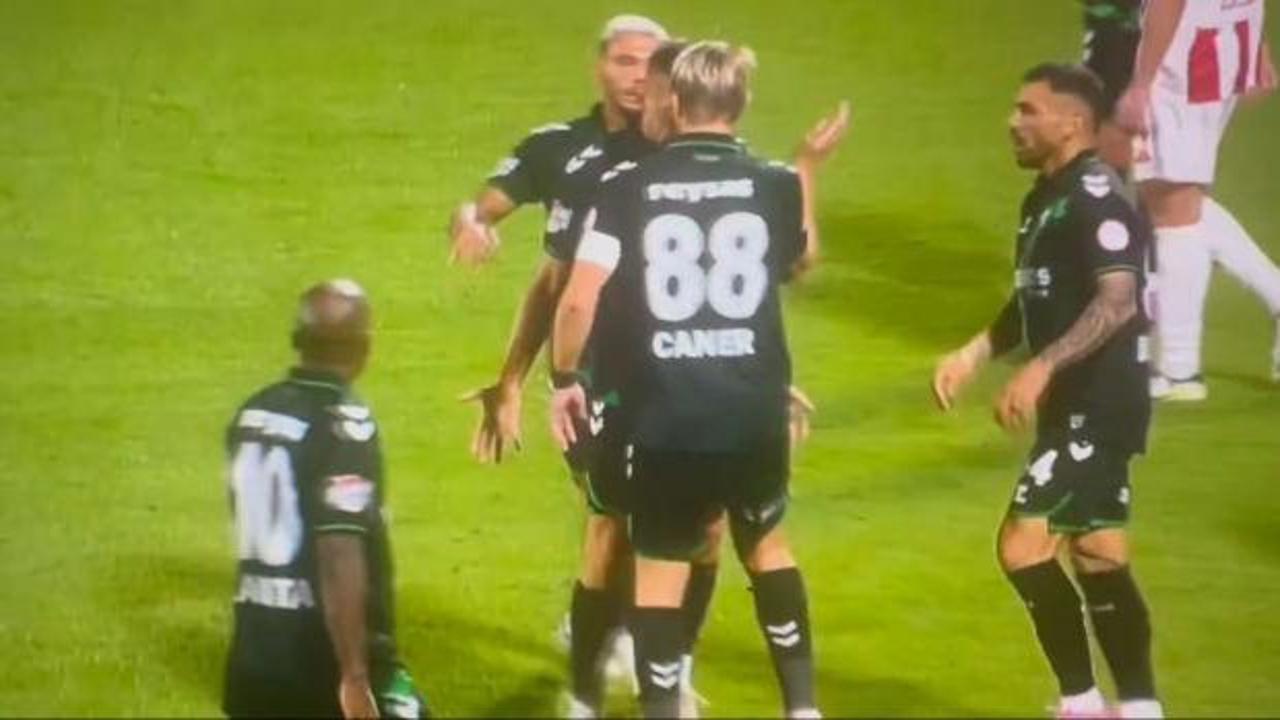 Maçın önüne geçti! Caner Erkin takım arkadaşına tokat attı