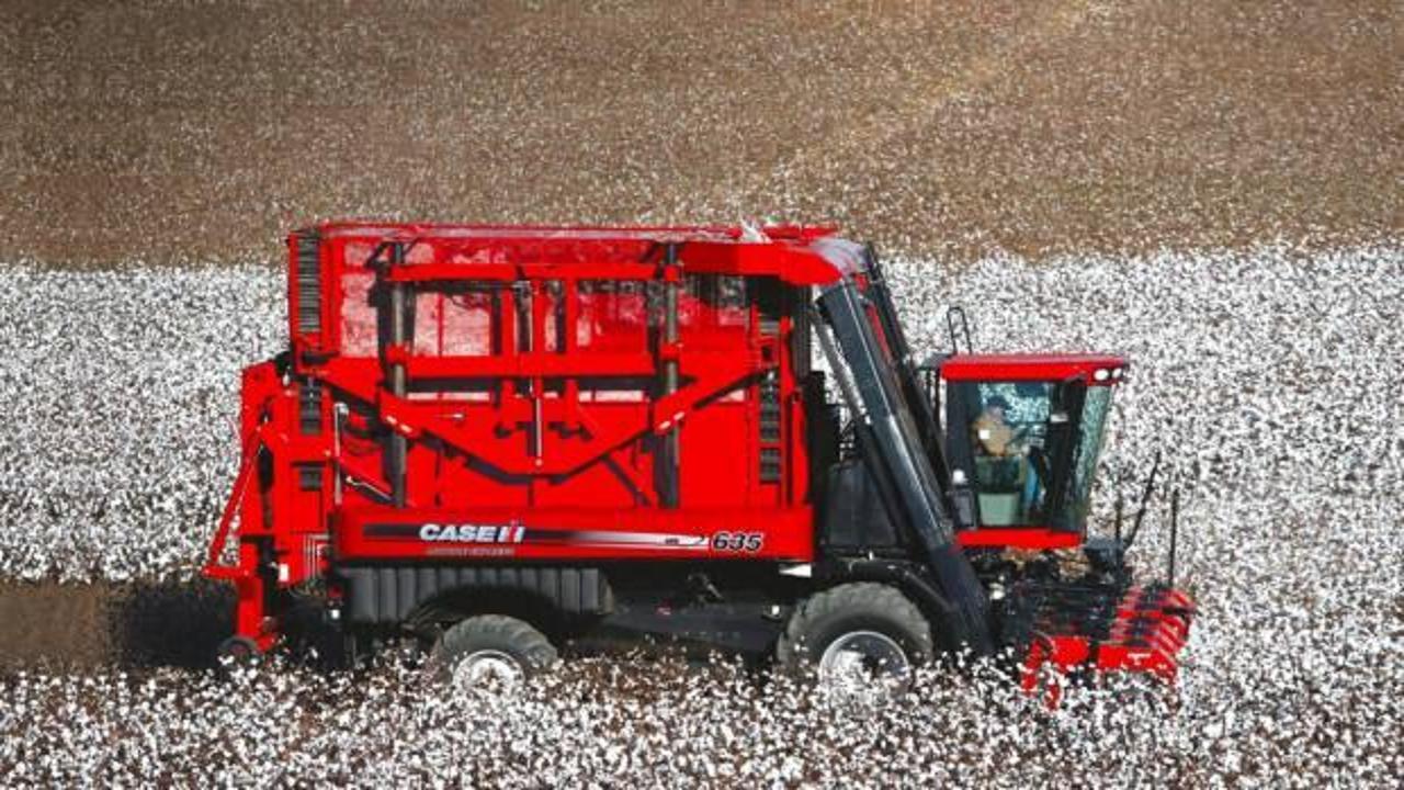 Söke’de makinalı pamuk hasat ücreti belirlendi