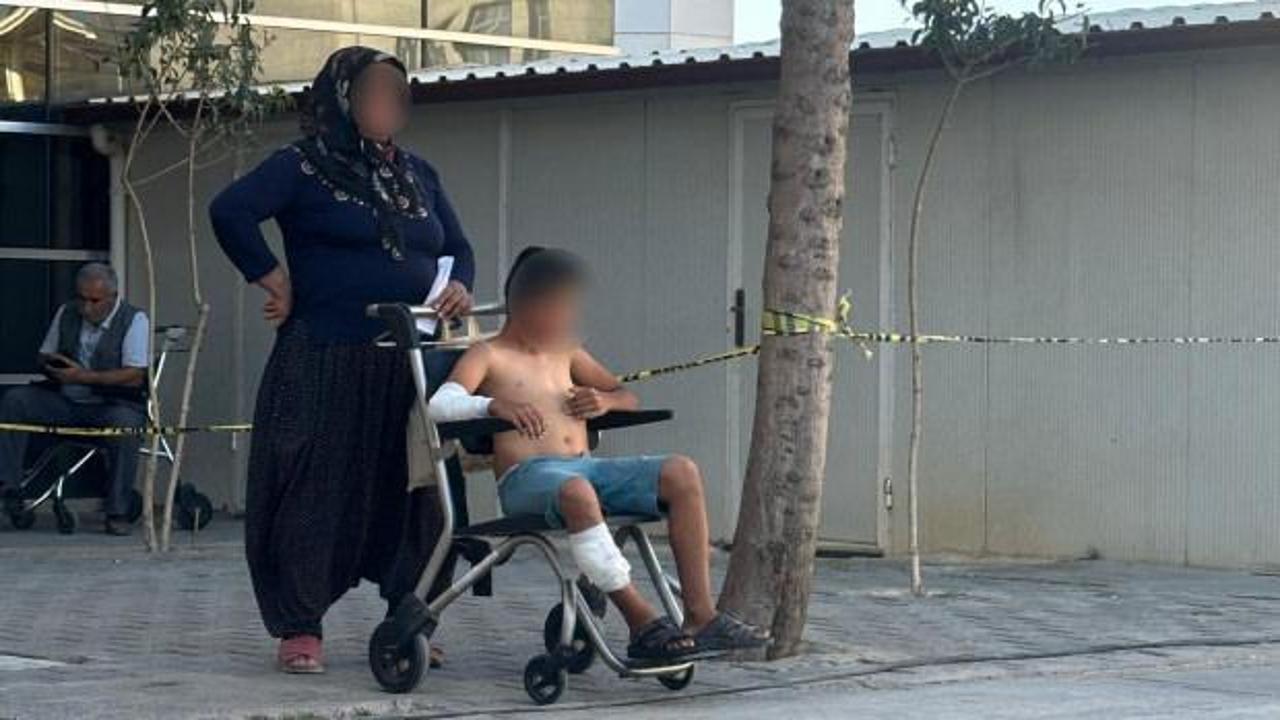 Adıyaman'da başıboş k&ouml;peğin saldırdığı &ccedil;ocuk yaralandı