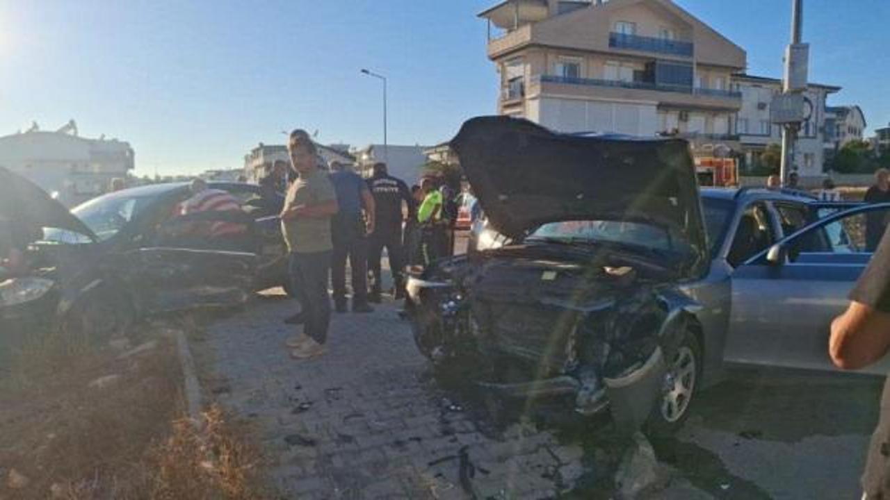 Didim'de trafik kazası: 1'i ağır 5 yaralı