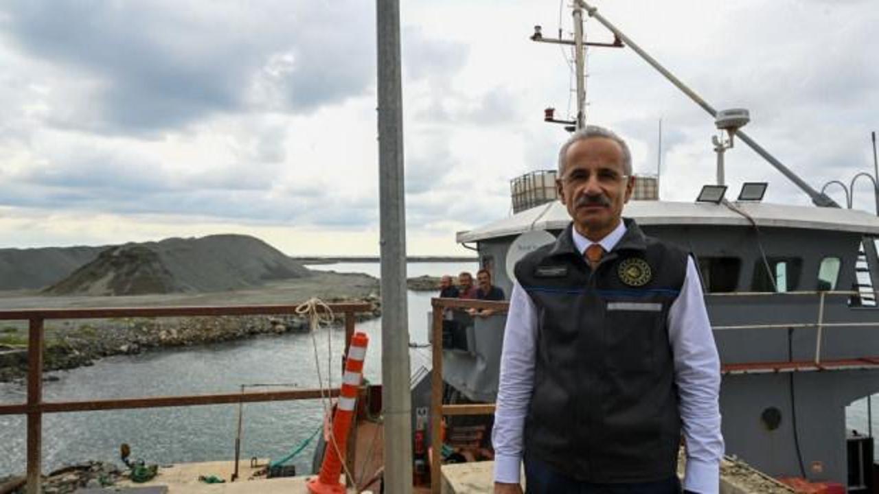 Karadeniz’de nefes kesen operasyon! 35 metreküp yakıt güvenle tahliye edildi!