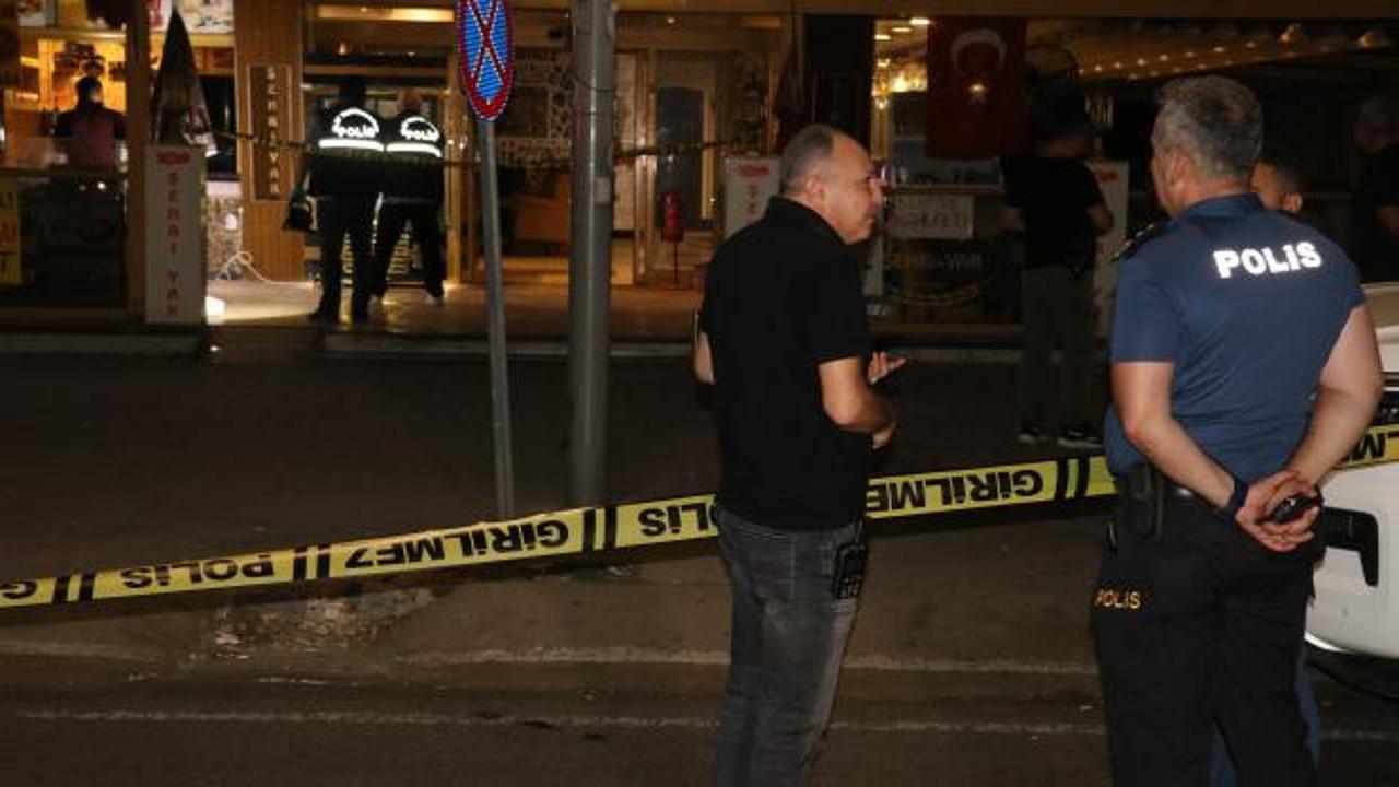Pastaneye el bombası atıldı