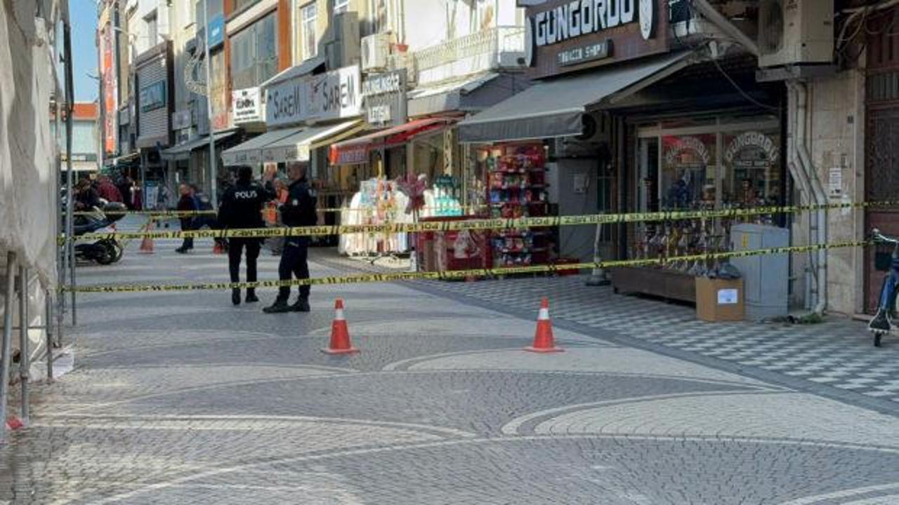 Sakarya’da korku dolu anlar: Bina çatırdamaya başladı, acil tahliye edildi