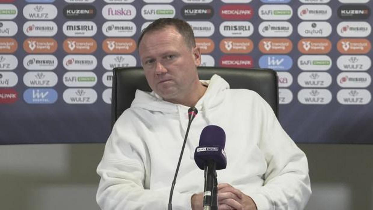 Süper Lig ekibinin hocası 'Bir numaralı eşek benim' diyerek isyan etti!