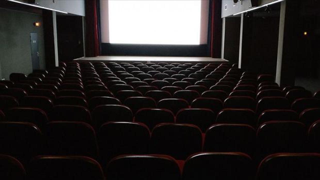 Trump: "ABD dışında yapılan t&uuml;m filmlere y&uuml;zde 100 tarife uygulayacağım"