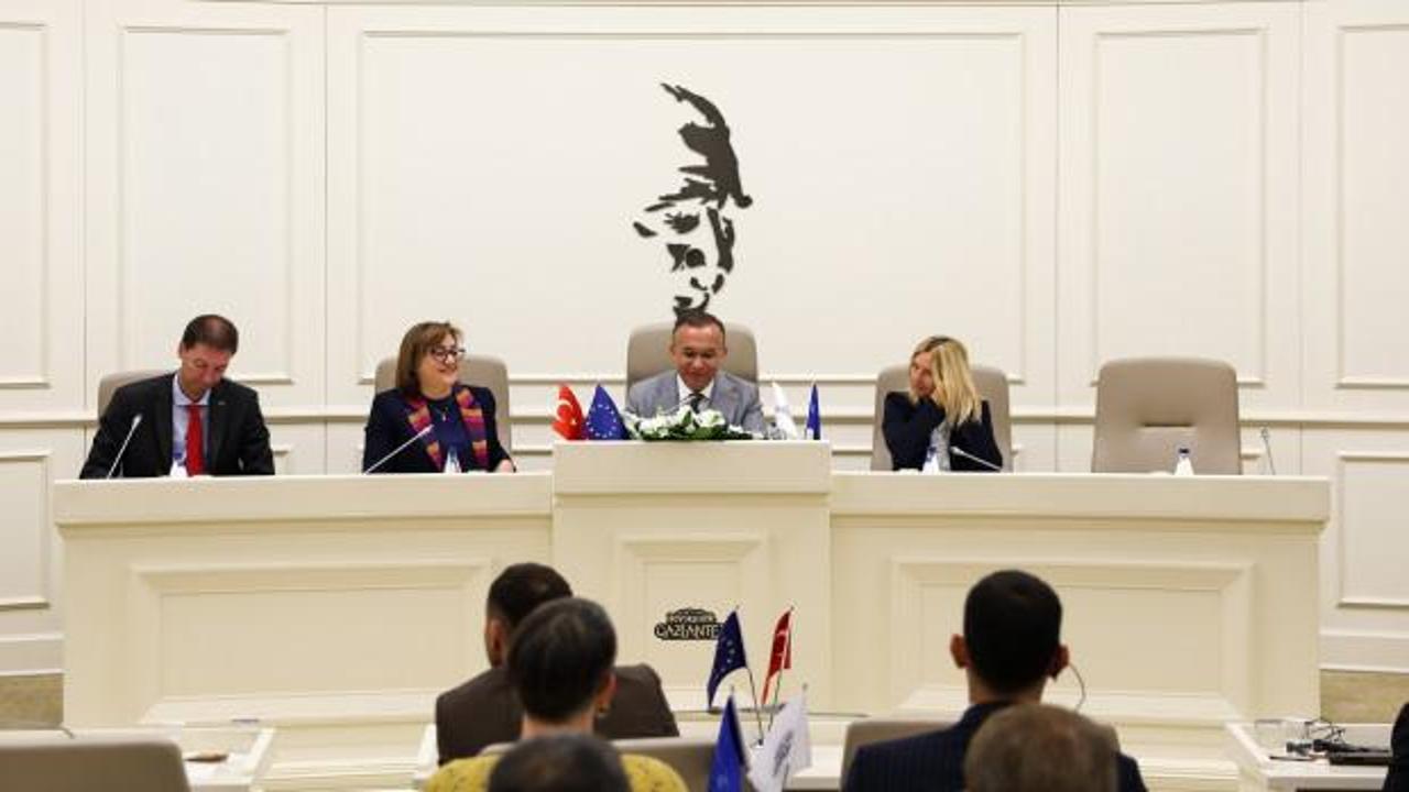 Gaziantep'te deprem gerçeği ve afet yötimi teknik toplantısı