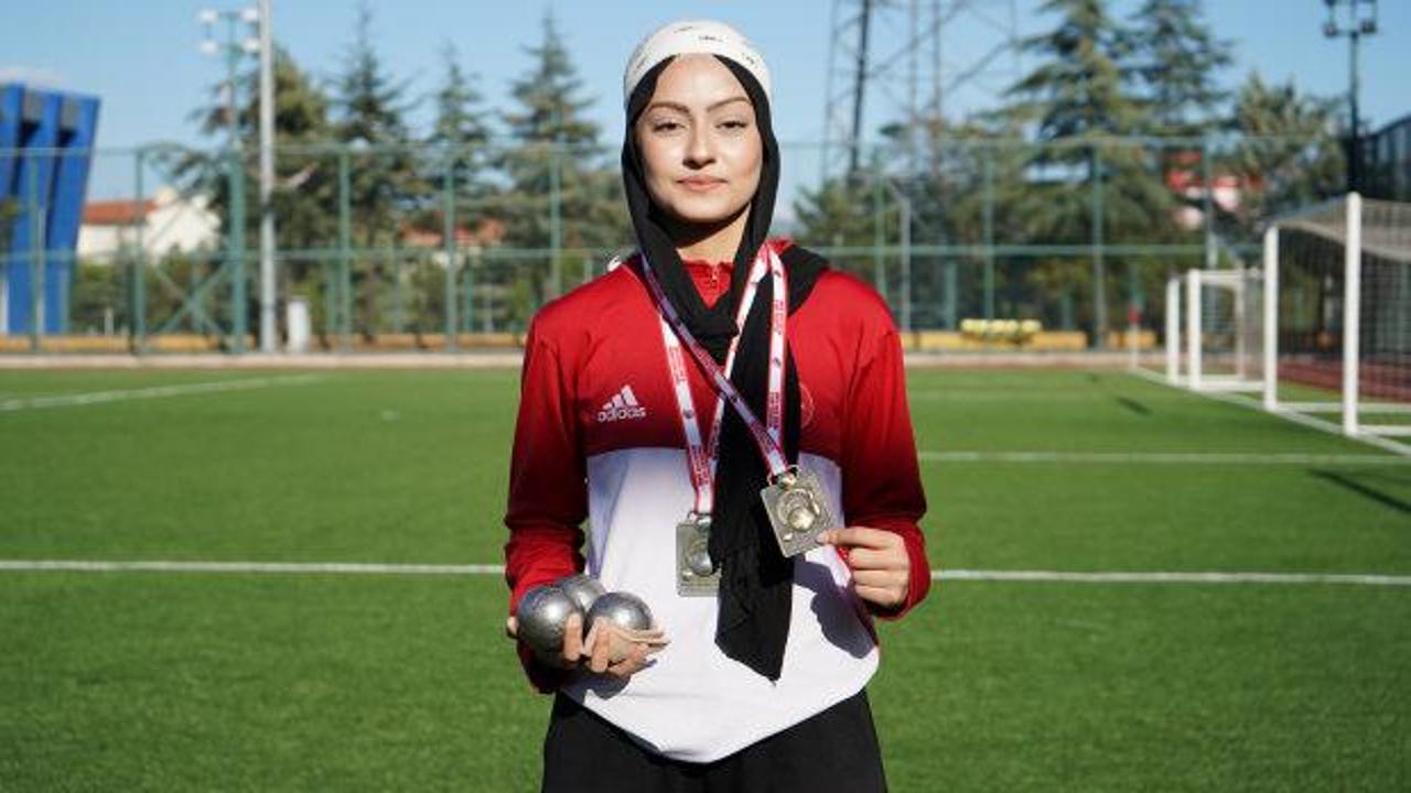 Isparta'dan çıkan Ayşenur'un hayali altın madalya