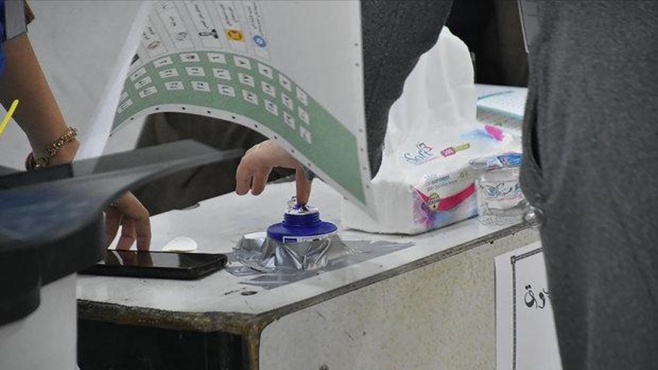 Seçim kampanyası için Türkçe afiş! Barzani ilk kez kullandı! 