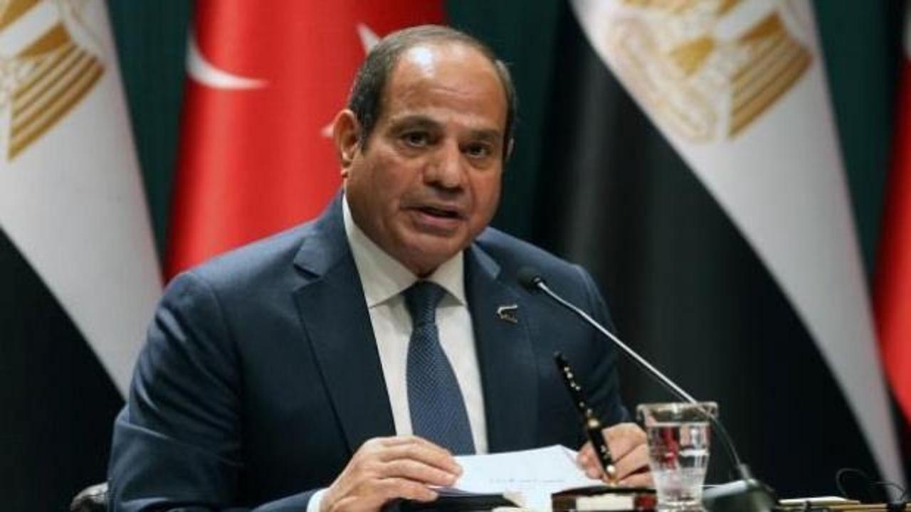 Sisi, Trump ile telefonda görüştü