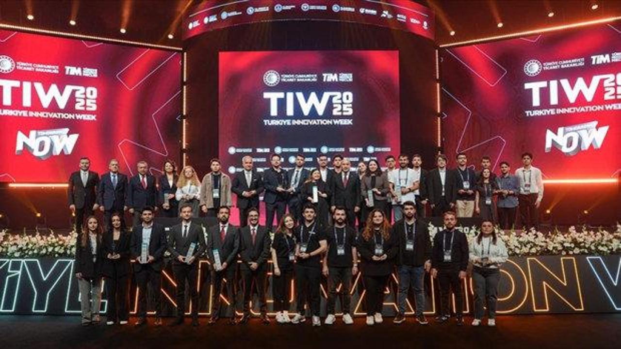Türkiye Innovation Week'te girişim ve inovasyon ödülleri sahiplerini buldu