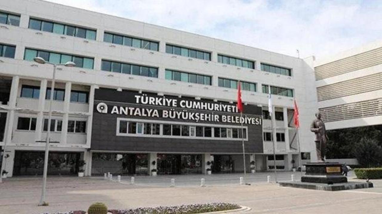 Antalya'da rüşvet soruşturması: 3 şüpheli tutuklandı