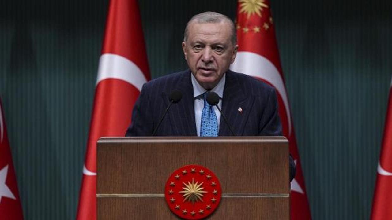 Cumhurbaşkanı Erdoğan, vefatının 4'üncü yılında Özdemir Bayraktar'ı andı