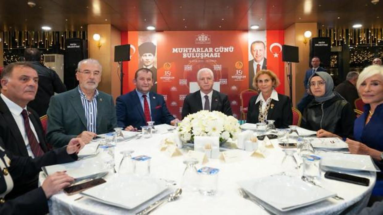 İstanbul Valisi Gül, kentte görev yapan muhtarlarla bir araya geldi