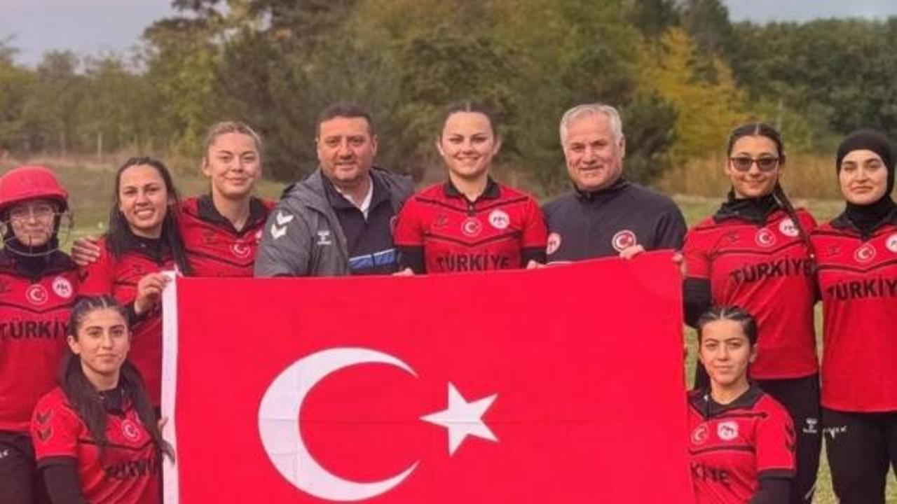 Kadın Kriket Milli Takımı, Romanya'da üçüncü oldu
