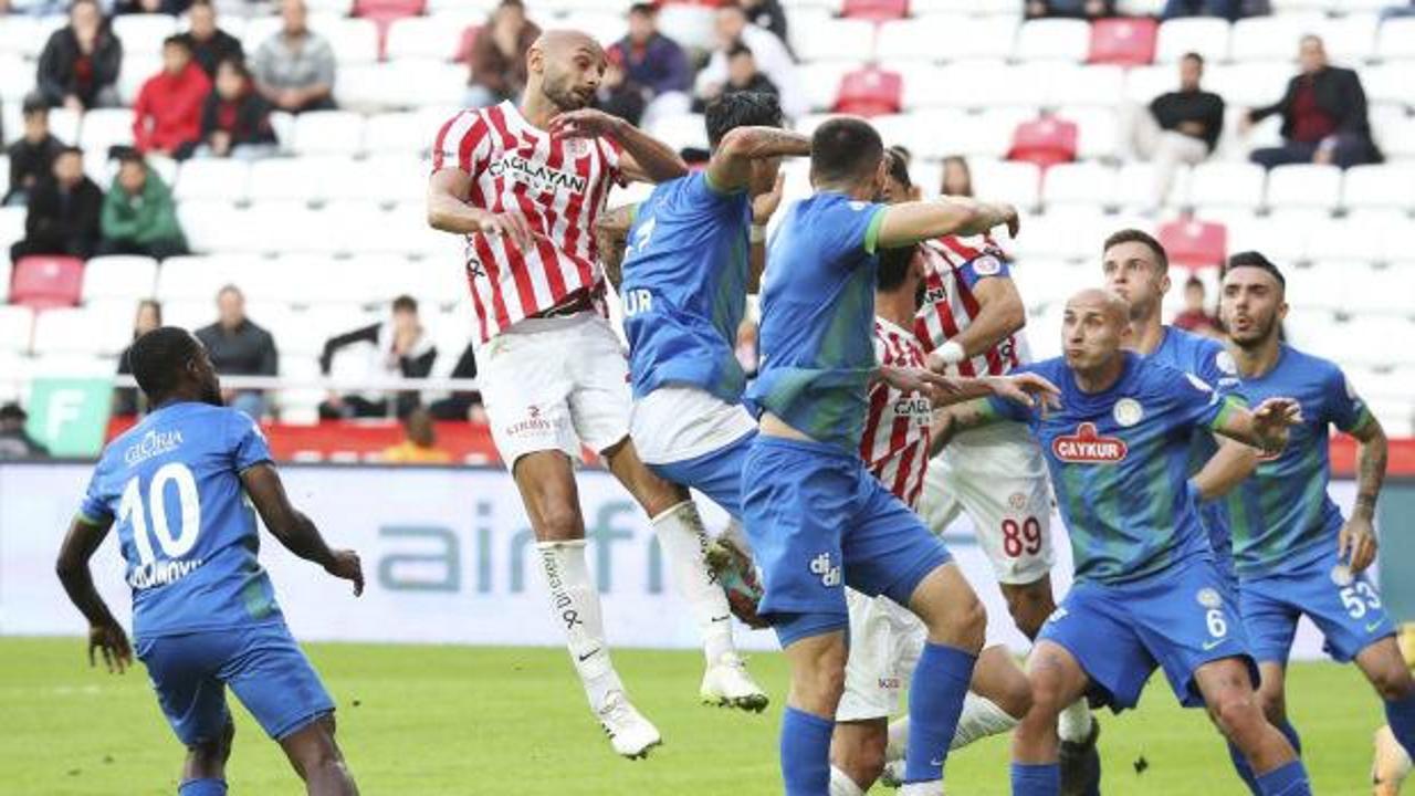 Süper Lig'in eski yıldızı şimdilerde 3. Lig'de: Ayda 2 bin Sterlin kazanıyor