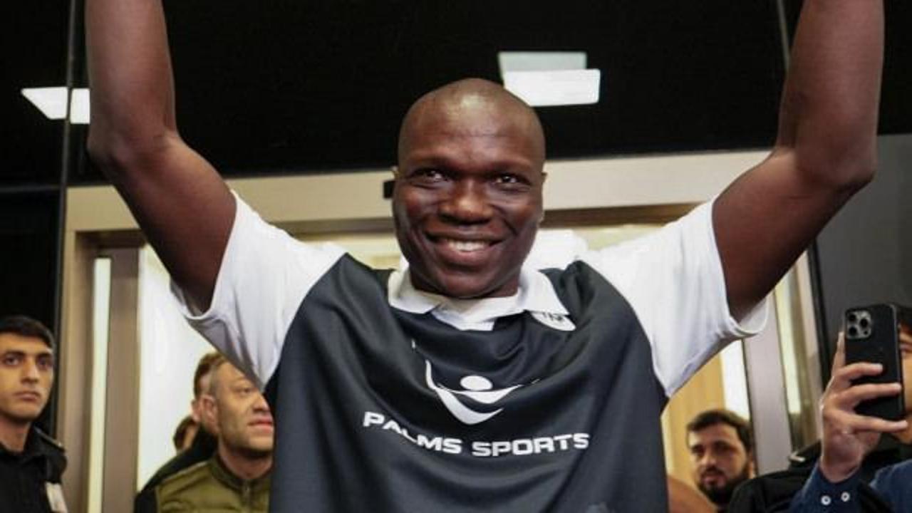 Ve yeni adresi belli oldu! 33 yaşındaki Aboubakar'dan 1+1 yıllık imza