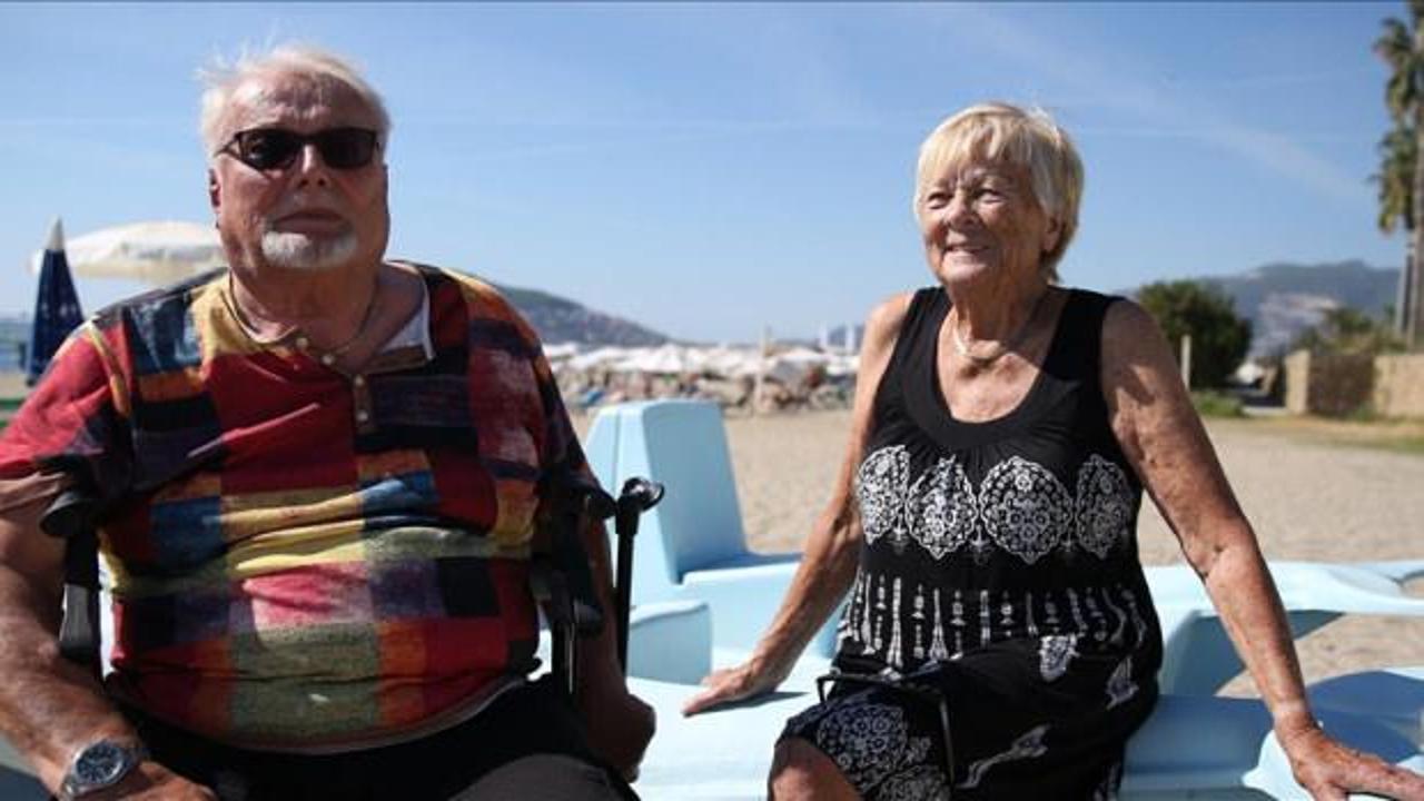 Alman çift 36 yılda 101 kez tatil için Alanya'ya geldi