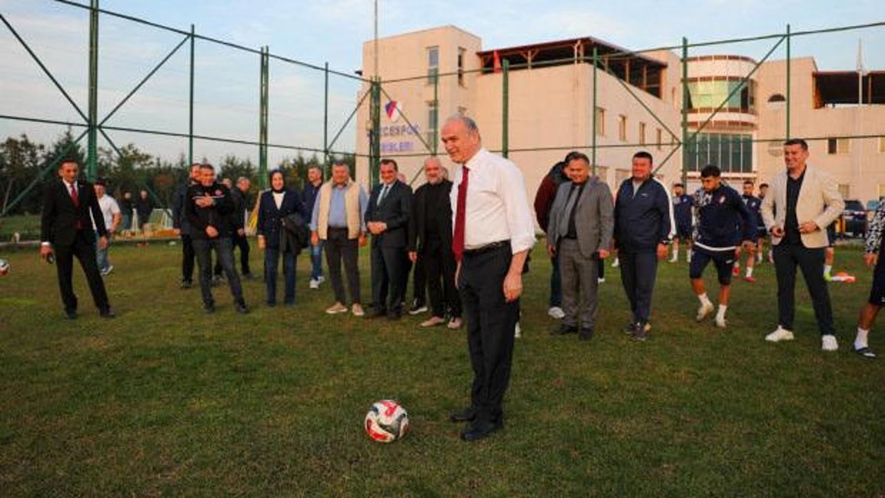 Belediye başkanından 3. Lig ekibine prim sözü