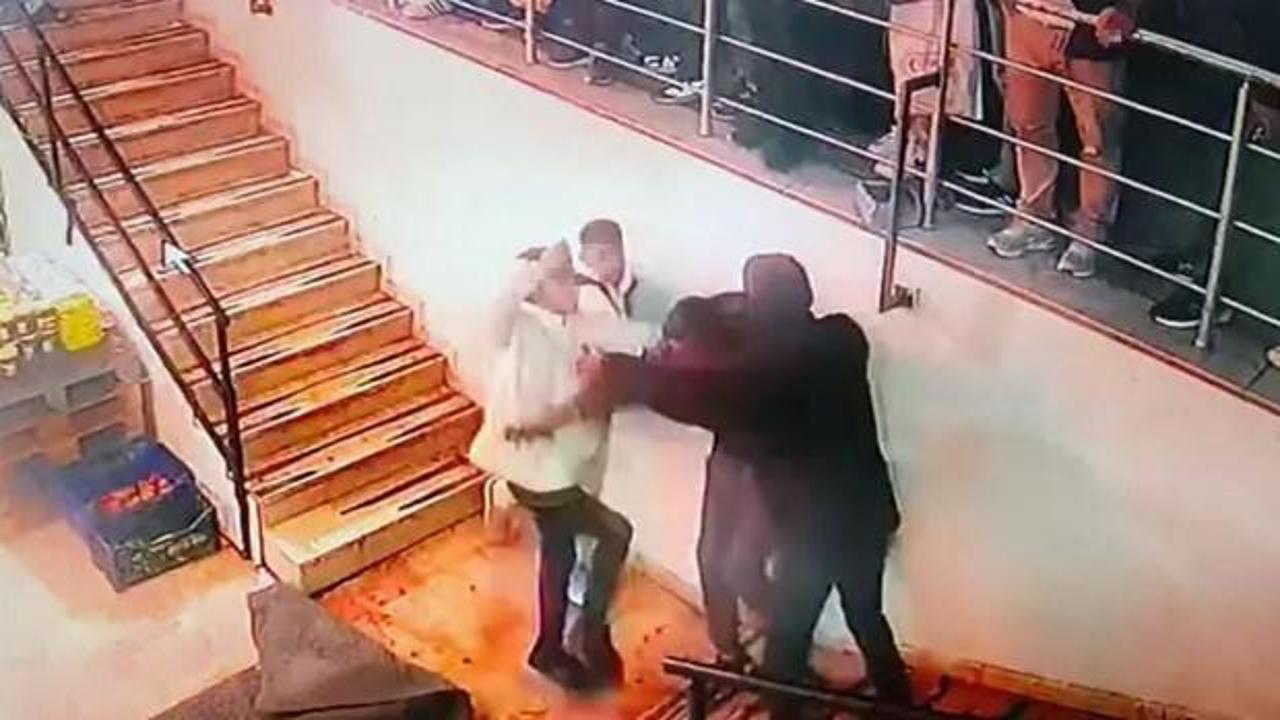 Esenyurt&rsquo;ta olay: Tekme-tokat birbirlerine girdiler