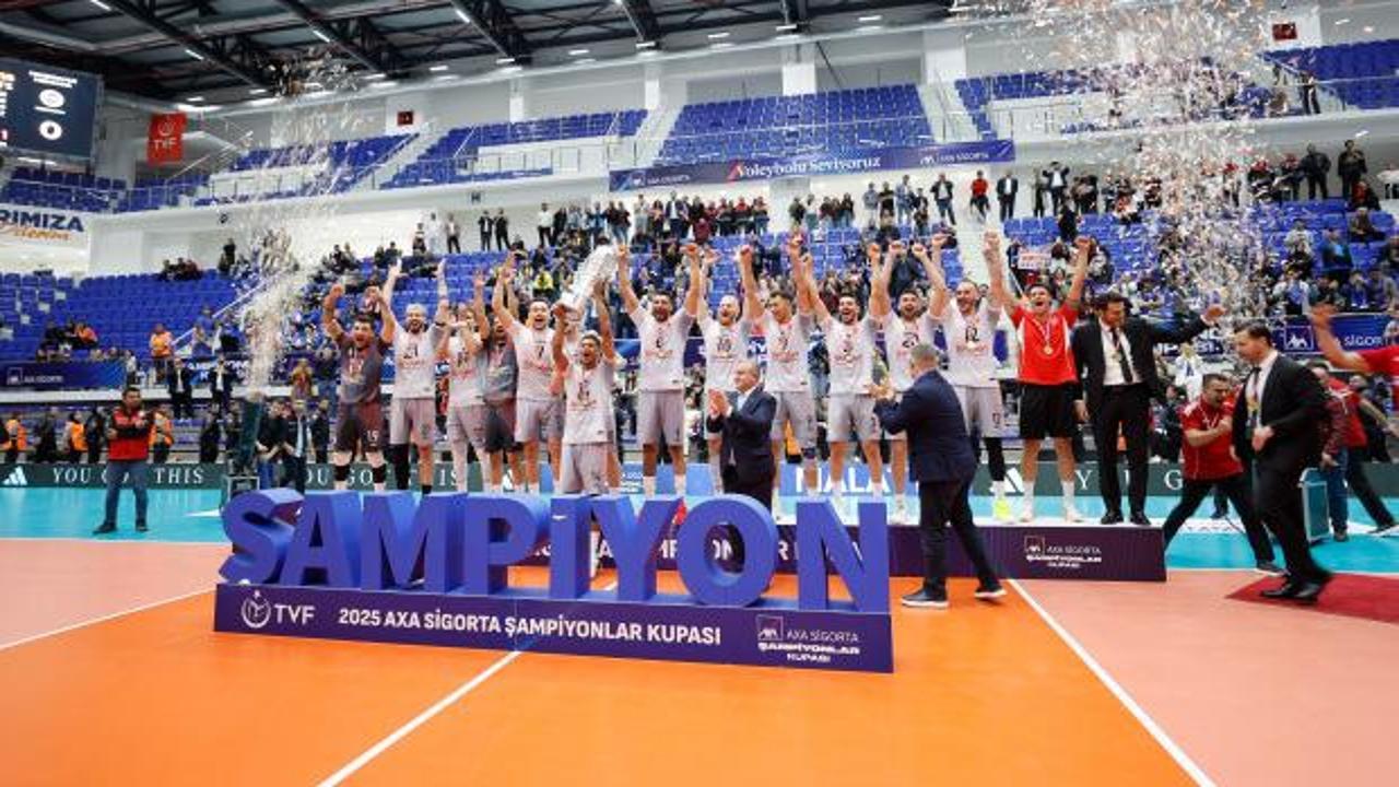 Fenerbahçe'yi yenerek kupayı kazandılar