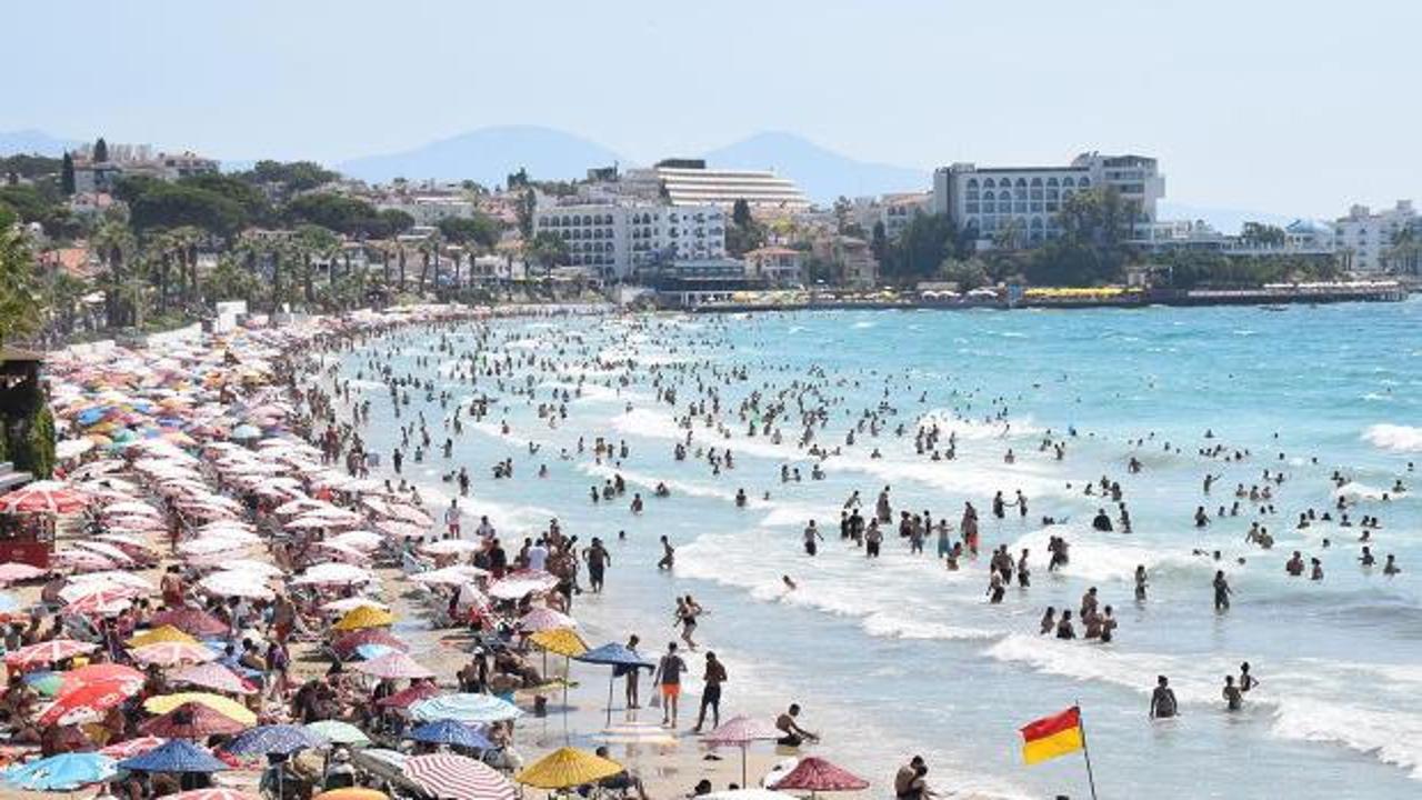 Antalya'da turist sayısı 16 milyonu ge&ccedil;ti!