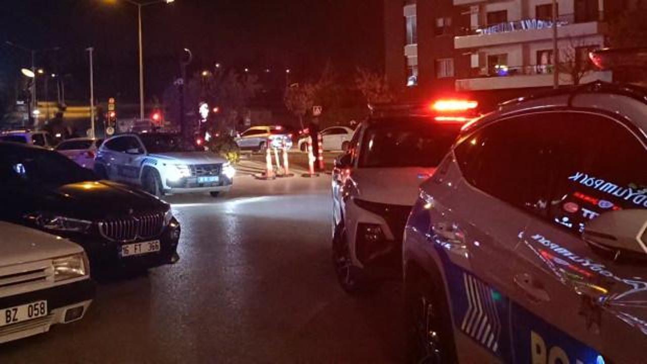 AVM'de bekçilere silah gösteren şüpheli gözaltına alındı