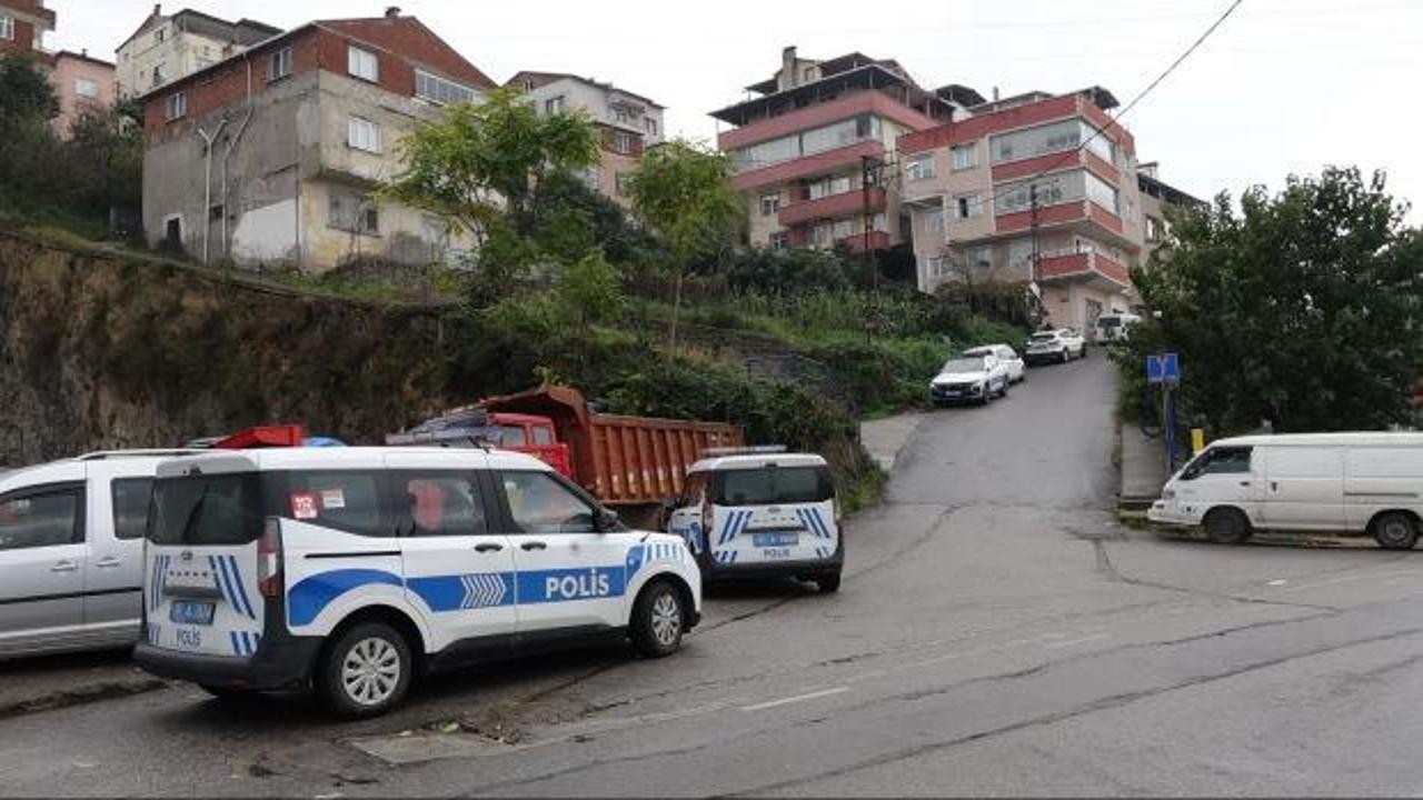 Borç nedeniyle tartıştığı 3 akrabasını silahla ağır yaraladı
