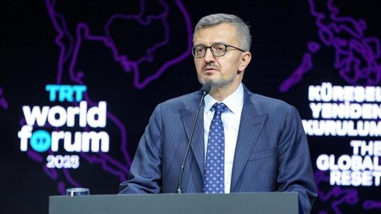 Burhanettin Duran: Ekrandaki mesaj sahadaki bir silah kadar g&uuml;&ccedil;l&uuml; ve tehlikeli olabilir