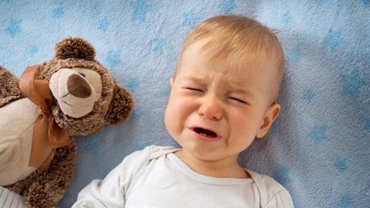 &Ccedil;ocuğunuzun kasığında şişlik varsa dikkat! Acil ameliyet gerekebilir