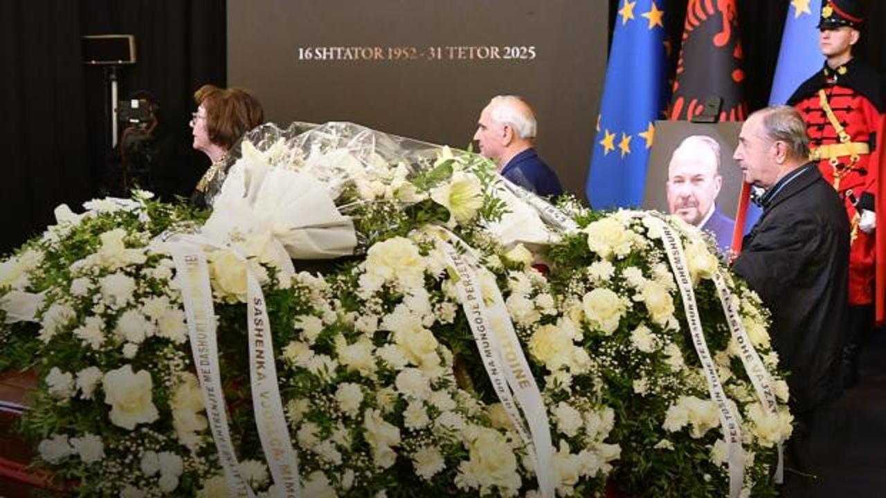 Katliamın merkezi Faşir'de son günlerde 62 binden fazla kişi yerinden edildi